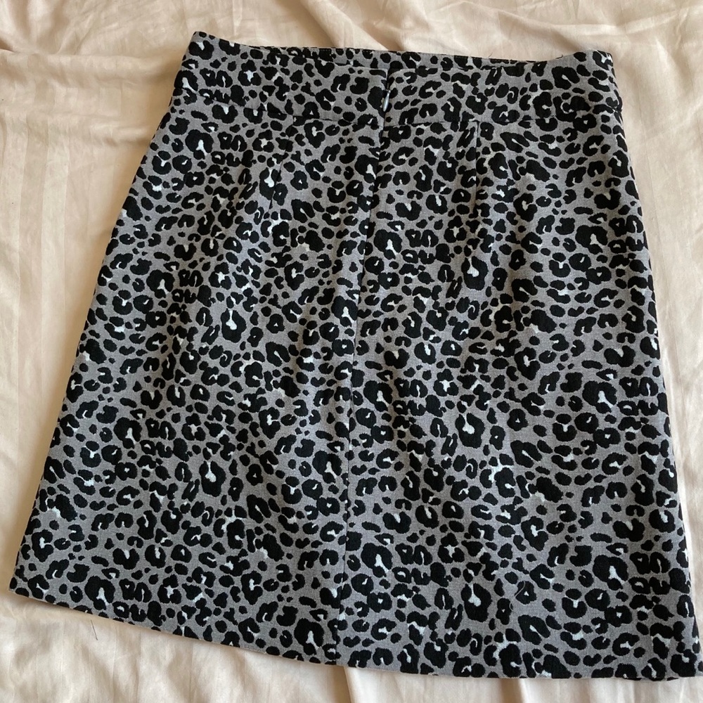 LOFT Leopard Print Straight Skirt, NWT! - Picture 6 of 8